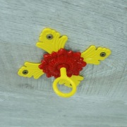 Wieszak Hak Uchwyt sufitowy kuty na doniczkę - żółto - czerwony (W76)