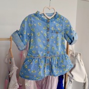 Sukienka 68 Zara BabyGirl jeansowa w kwiaty kwiatki podwijane rękawy falban
