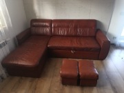 Sofa narożnik  plus pufki 