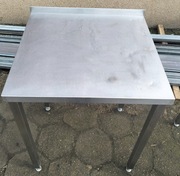 Stół gastronomiczny ze stali nierdzewnej 70x65x85