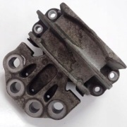 Poduszka silnika prawa Ford Custom GK21-6F012-CC