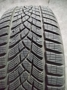 245/45/18 100V Goodyear Ultra Grip Performance +