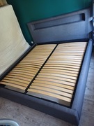 Łóżko tapicerowane z pojemnikiem 200/180