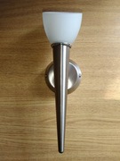 Kinkiet - srebrny metalowy - szkło mleczne - wys. 28.5 cm