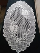 Szydełkowa serweta, bieżnik owalny