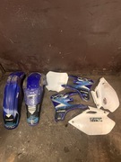 Plastiki YZF 250-450 03-06r 