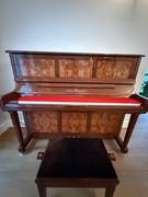 Pianino Schulze Pollmann SPA-125 (2019)–mahoń połysk intarsja–stan idealny