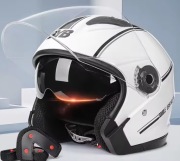 Kask moto quad skuter hulajnoga nowoczesny lekki nowy z blendą