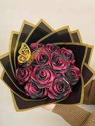 Bukiet 11 wiecznych róż w kolorach burgundu i czerni 