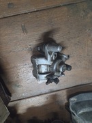 Zacisk hamulcowy prawy suzuki kingquad 700