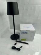 bezprzewodowa lampa stołowa LED z możliwością ładowania przez USB