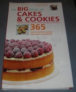 The big book of cakes & cookies- Miles