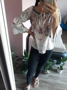 Bluzka z opuszczanymi ramionami szerokie rękawy S/M oversize jasna print