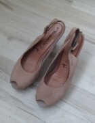 Sandałki ze skóry zamszowej na obcasie Tamaris roz. 38/25 cm