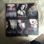 Melissa De La Cruz Blękitnokrwisci tom 1 -5 plus klucz do Repozytorium new