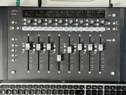 Avid Artist Mix konsola mikser