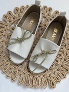 Białe saszki z kokardą kamex 38