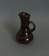 Mały wazonik ceramiczny