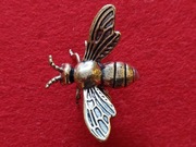 Figurka: Mosiężna Pszczoła 