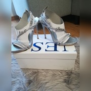 Guess brokatowe szpilki