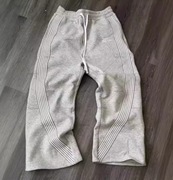 Luźne spodnie z Baggy nogawkami