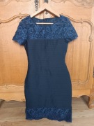 Sukienka dopasowana bandażowa z koronką 