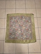 Narzuta / kapa gobelinowa Beliani – wzór kwiatowy, styl klasyczny