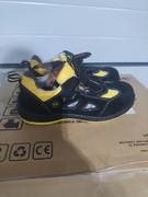 Buty ochronne  z metalową osłoną 