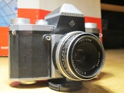 Praktica IV klasyczna lustrzanka z byłej NRD