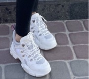 Trampki Gucci w rozmiarze 39, stan normalny