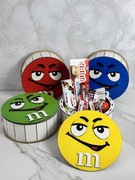 MM pudełko na słodkości dla dzieci I młodzieży 