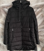 Czarna kurtka zimowa/pikowana z kapturem – FIFI, rozmiar S