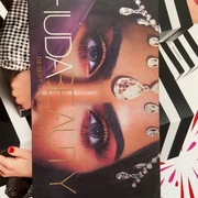 Huda beauty desert dusk