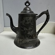 Stary dzbanek Beacon Silver Co.