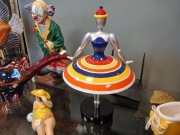 Designerska figurka dekoracyjna Primaballerina Stripe marki KARE 35cm