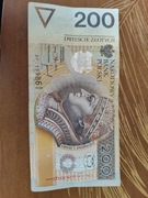 Banknot 200 zł rosnące liczby 