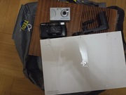 Elektronika z piwnicy - gramofon, aparat analogowy, tablet graficzny