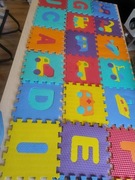 Puzzle piankowe-mata do składania literki i pojazdy 20 szt.
