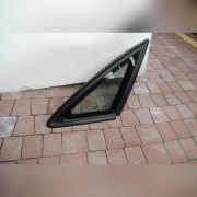Szyba boczna Audi a4b8 z 2013r