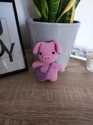 Szydełkowy brelok zawieszka świnka z torebką 