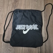 Worek nike czarny z nadrukiem Just do it