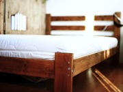 Łóżko sosnowe 120x200 Bejca orzech stan bardzo dobry