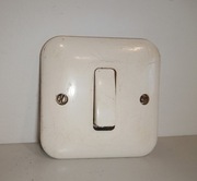 Włącznik pojedynczy jednobiegunowy Retro PRL 