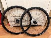 Koła rowerowe Sensa Supra RA Comp Disc + opony + tarcze szosa gravel
