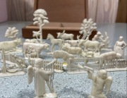 Zestaw zabytkowych figurek z bakelitu lata 20 XX wieku