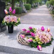 Stroik nagrobny tulipany hortensja wieniec + wkład do wazonu 