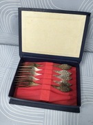 Stare widelczyki w pudelku 