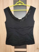 411. Czarna bluzka na ramiączkach z dżetami rozmiar M