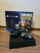 ZESTAW PS4 Pro 1TB + 3 Padv + 15 Gier Pudetkowych