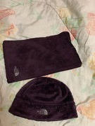 Komplet czapka z szalikiem marki The North Face kolor fioletowy Polar